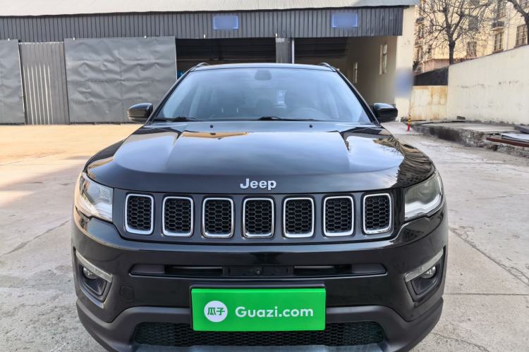 Used Jeep Compass 2019 220T Automatic Family Edition
