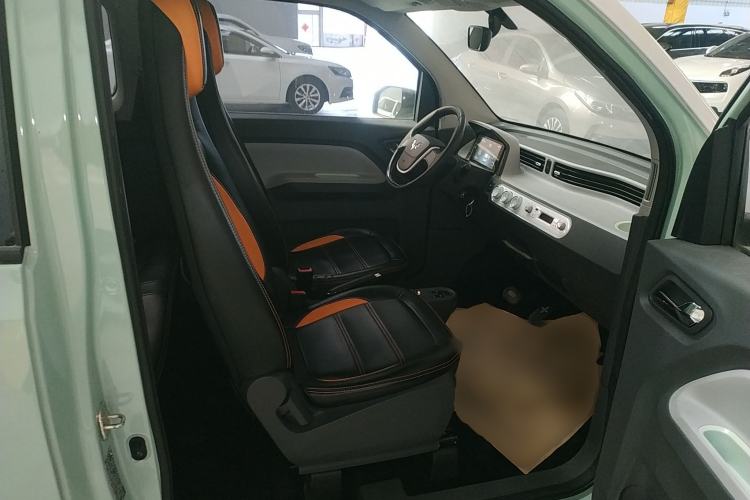 Used Wuling Hongguang MINIEV 2021 Macaron Premium Model – Lithium Iron Phosphate
