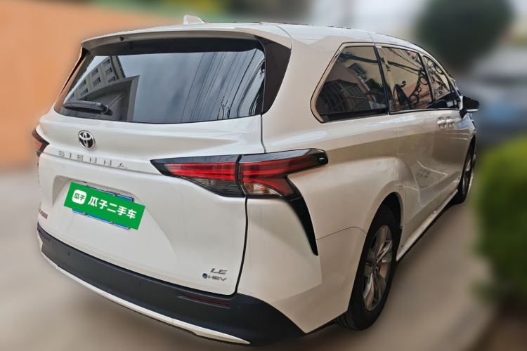Used Toyota SIENNA 2024 2.5L Hybrid Comfort Edition