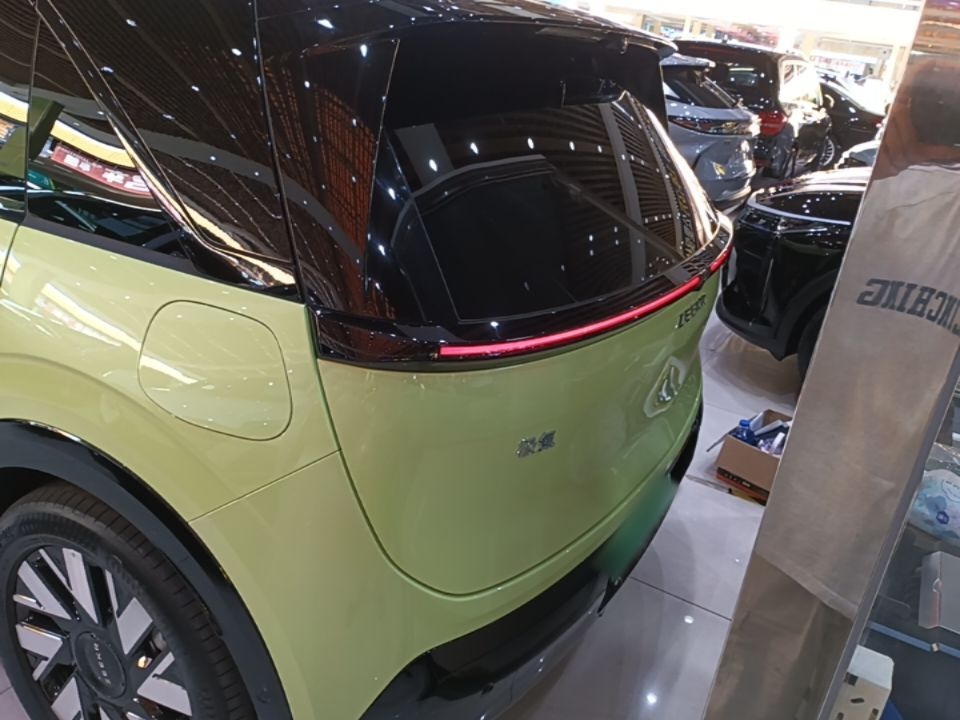 Zeekr MIX 2025 Long-Range Intelligent Driving Edition — снимка 5