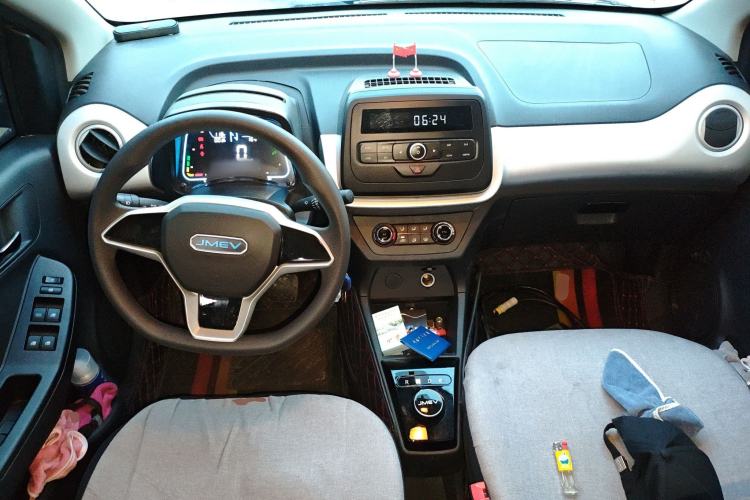 Used JMEV Xiao Qilin 2022 Heart-Pounding Edition Center Console