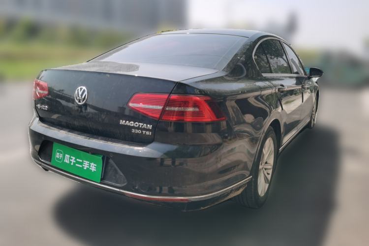 Used Volkswagen Magotan 2017 330TSI DSG Leading Model Rear Right 45 Deg