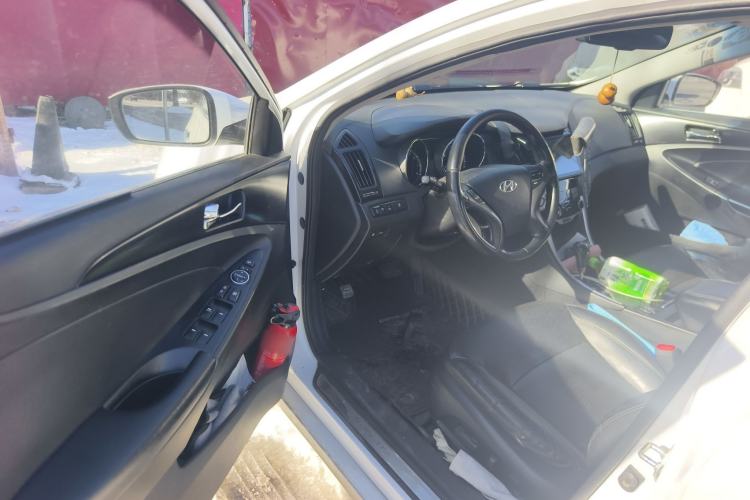 Used Hyundai Sonata 2013 2.4L Automatic Luxury Version China IV Standard