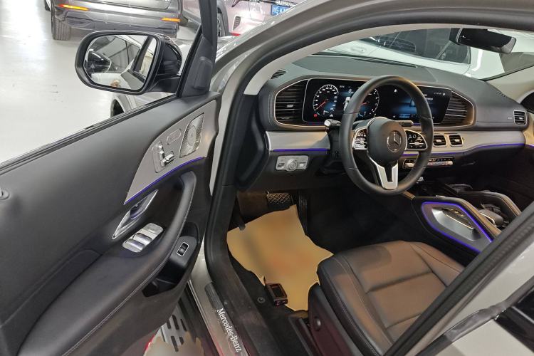 Used Mercedes-Benz GLE 2022 GLE 350 4MATIC Coupe SUV Luxury Model
