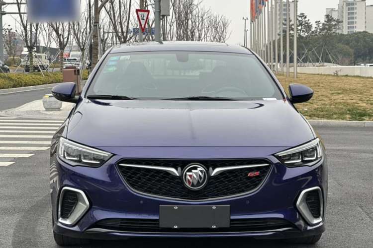 Used Buick Regal 2017 GS 28T Luxury Model
