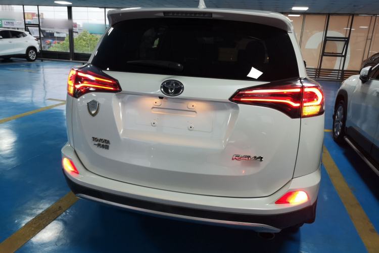 Used Toyota RAV4 2018 2.5L Automatic 4x4 Elite i Edition
