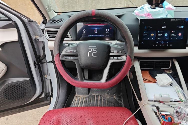 Used BYD Yuan UP 2025 Model 301KM Leading Version