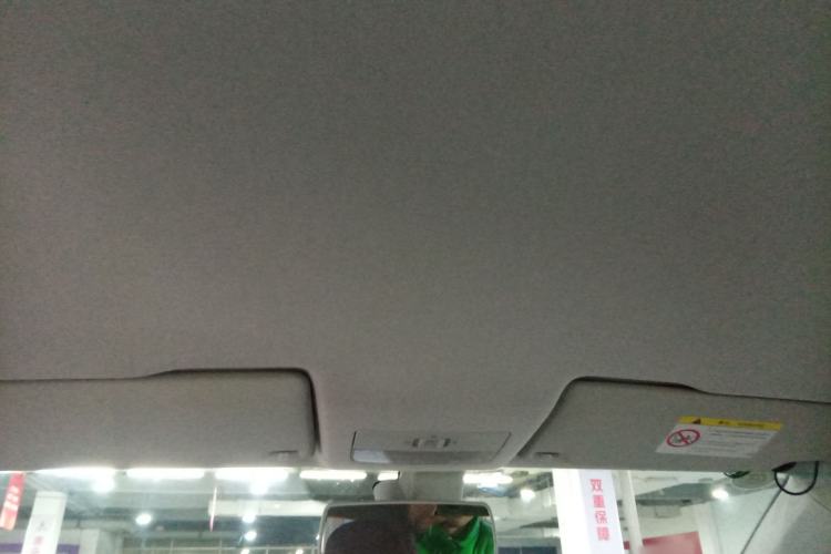 Used Volkswagen up! 2015 1.0L move up!