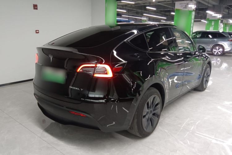 Used Tesla Model Y 2023 Rear-Wheel-Drive Version Rear Right 45 Deg