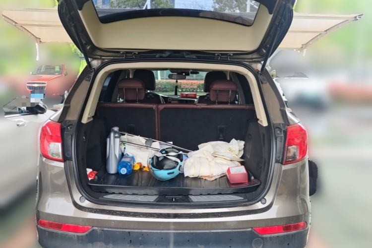 Used Buick Envision 2016 20T Two-Wheel-Drive Elite Model Trunk