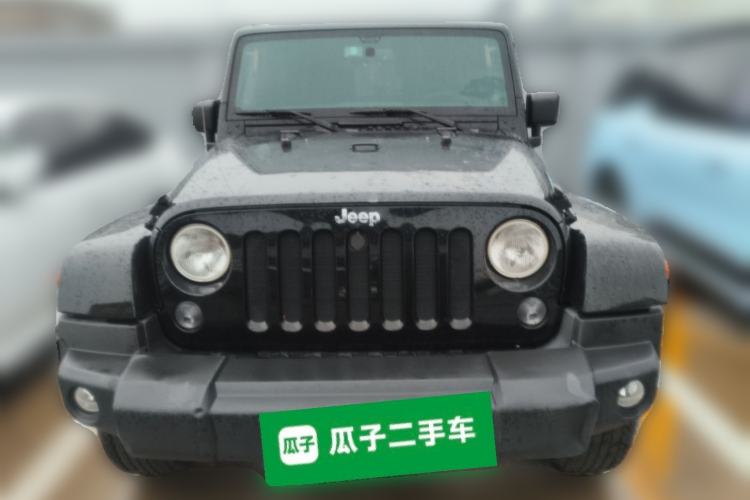 Used Jeep Wrangler 2013 3.6L Sahara two-door model Front