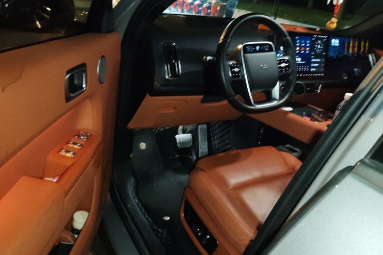 Used Li Auto L9 2022 Max model
