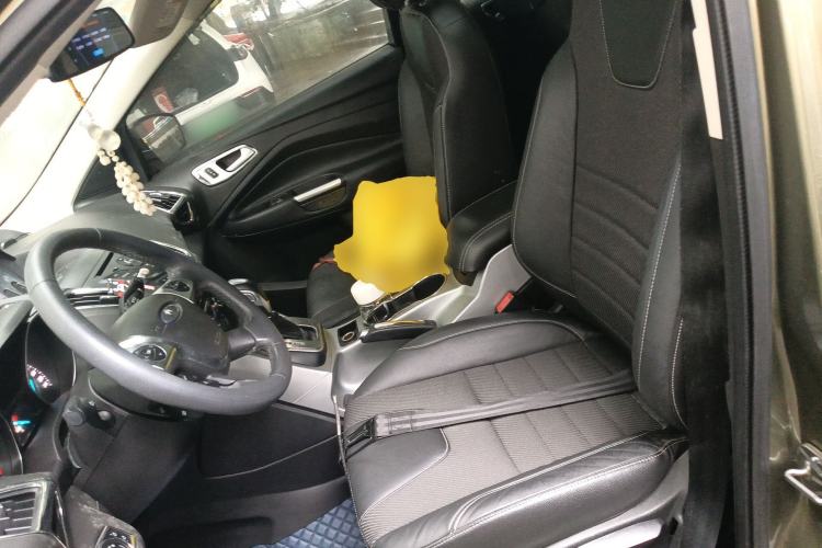 Used Ford Kuga 2013 1.6L GTDi Two-Wheel-Drive Trend Model