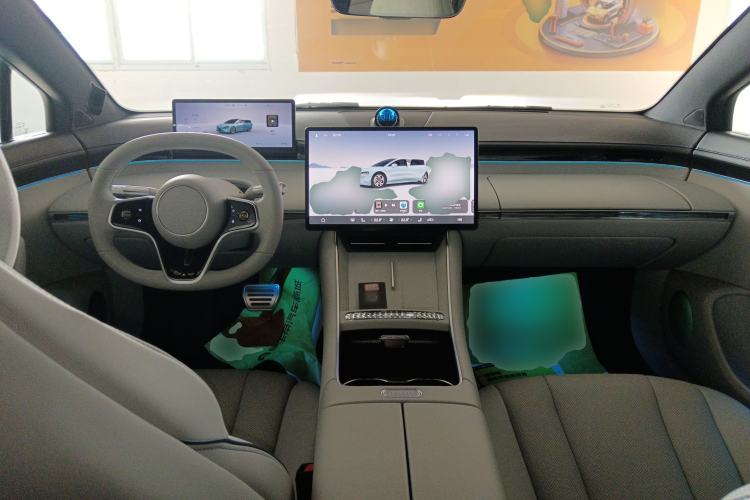 Used Hima Luxeed S7 2025 705 km Pro
