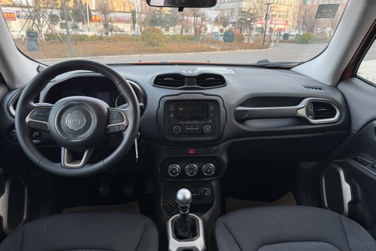 Used Jeep Renegade 2017 180T Manual Kinetic Edition