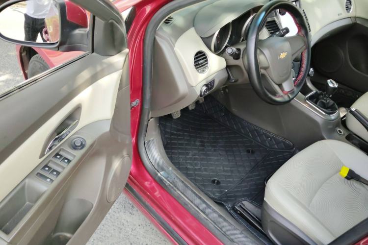 Used Chevrolet Cruze 2015 1.5L Classic SE MT