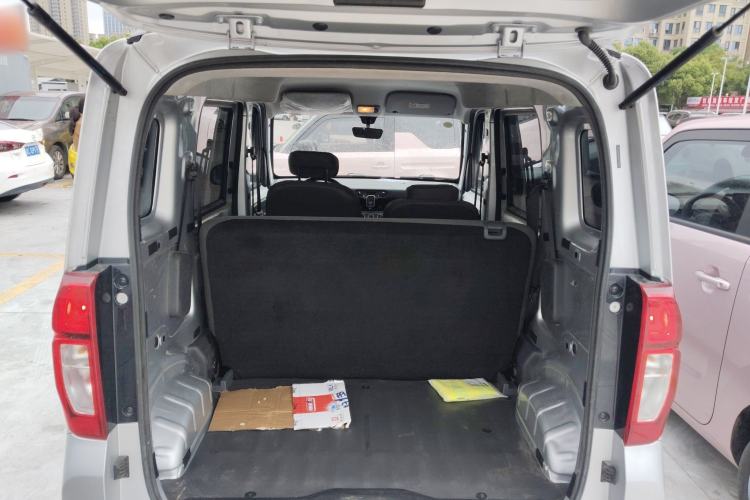 Used Wuling Zhiguang New Energy 2025 Model 305km Ambitious Edition
