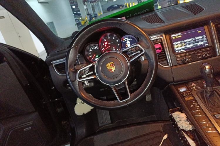 Used Porsche Macan 2014 Macan 2.0T Steering Wheel