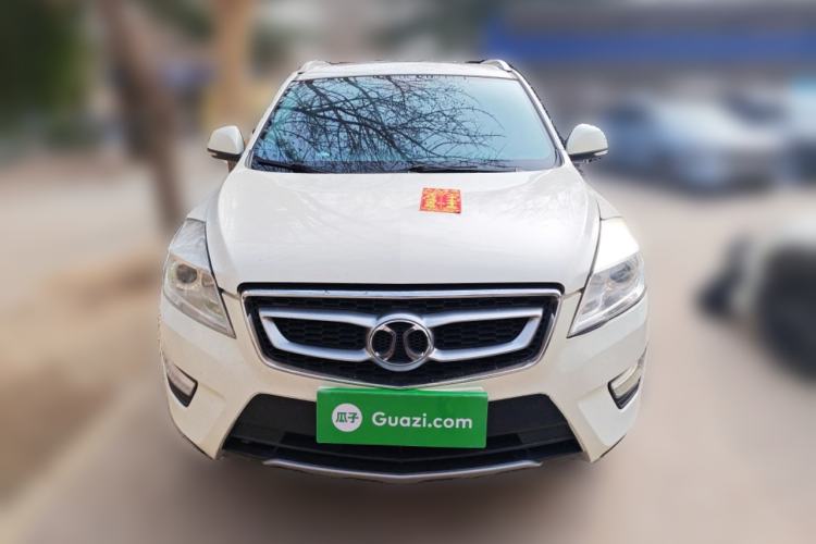 Used BAIC Senova X65 2015 2.0T Automatic Elite Model
