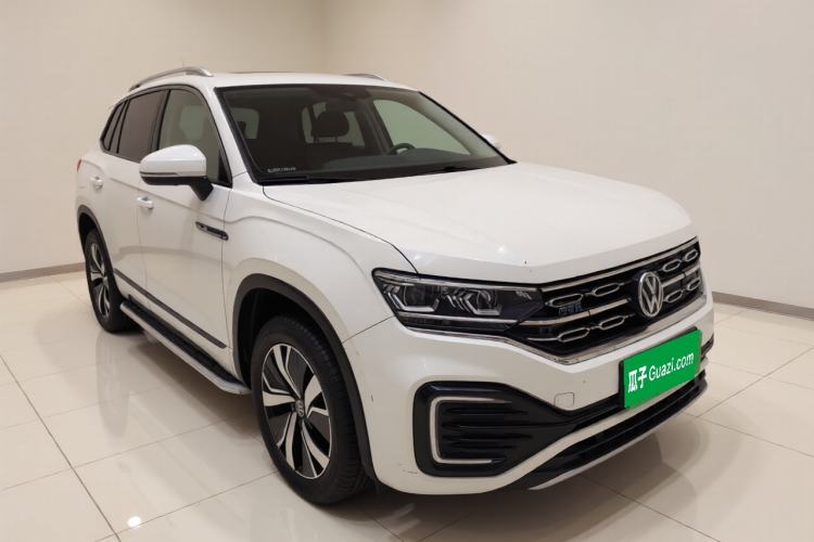 Used Volkswagen Tayron GTE Plug-in Hybrid 2020 1.4T Luxury Model Exterior 2