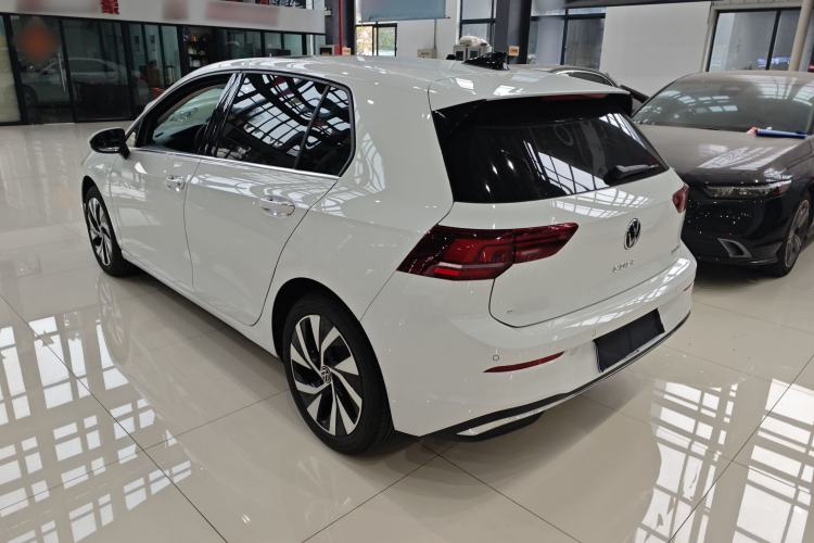 Used Volkswagen Golf 2026 300TSI Pro
