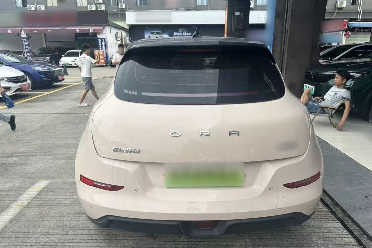 Used ORA Good Cat 2023 401 km Standard Range Premium Version Lithium Iron Phosphate Exterior 5