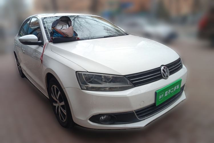 Used Volkswagen Sagitar 2012 1.6L Automatic Comfort Edition Front Right 45 Deg