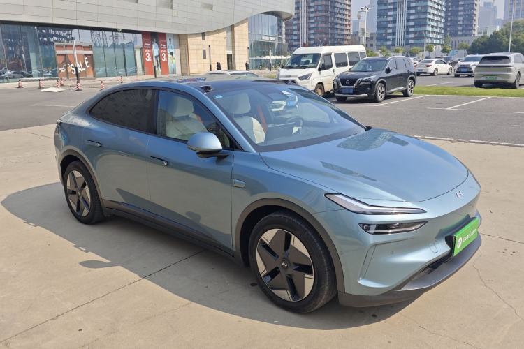 Used ONVO L60 2024 60 kWh Rear-Drive Version