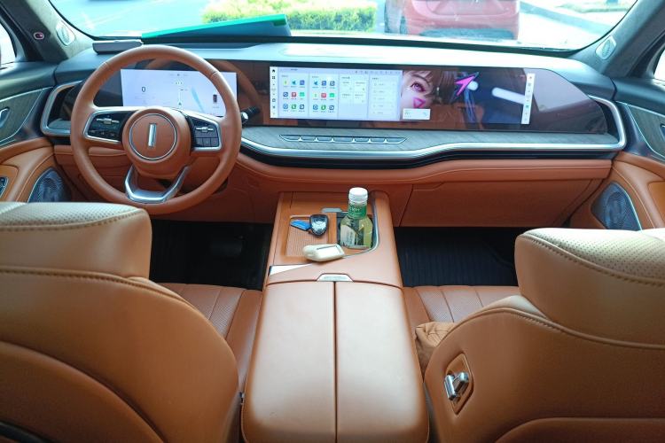 Used Wey Lanshan 2023 Four-Wheel Drive Ultra-Long Range Version Center Console