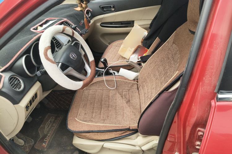 Used CHANGAN Eado 2014 1.6L Manual Luxury Model
