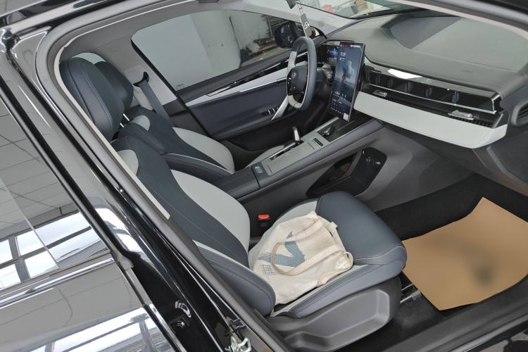 Used Geely Auto FX11 2024 1.5TD DCT Dragon Edition