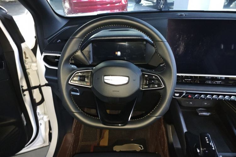 Used Geely Auto Coolray 2025 Bin Yue L 1.5TD DCT Star Diamond
