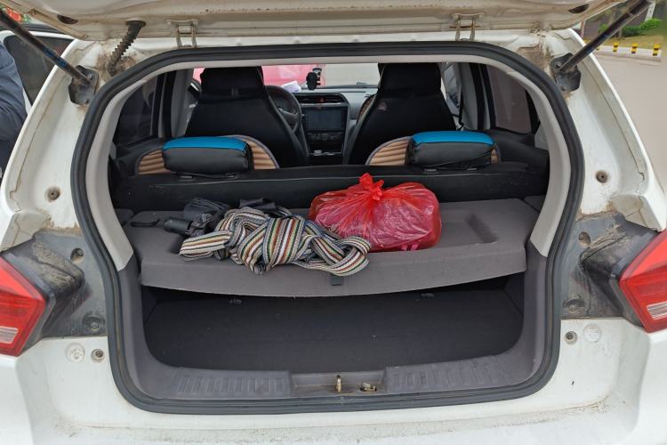 Used BAIC New Energy EC 2017 EC180 Dynamic Edition Trunk