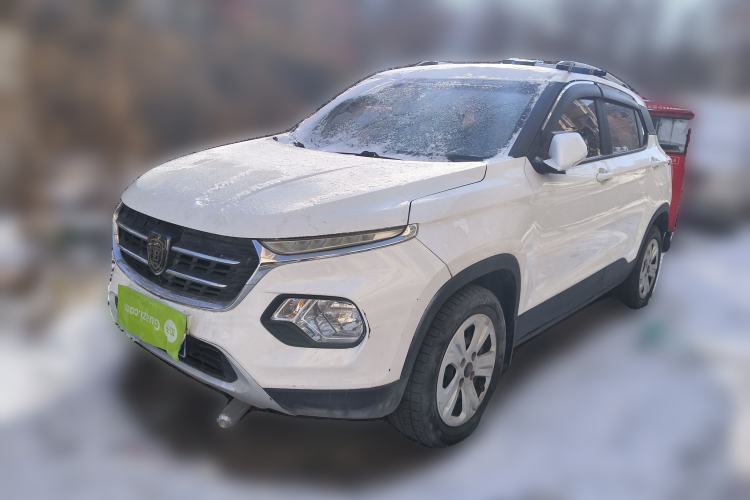 Used Baojun 510 2017 1.5L manual Comfort trim