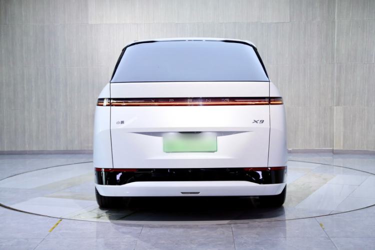 Used XPeng X9 2025 740 Ultra-Long Range Max