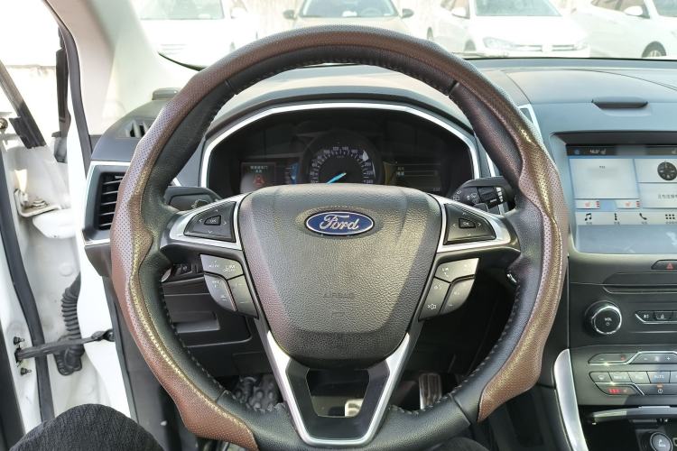 Used Ford Edge 2018 EcoBoost 245 Two-Wheel-Drive Titanium 7-Seater China V Standard
