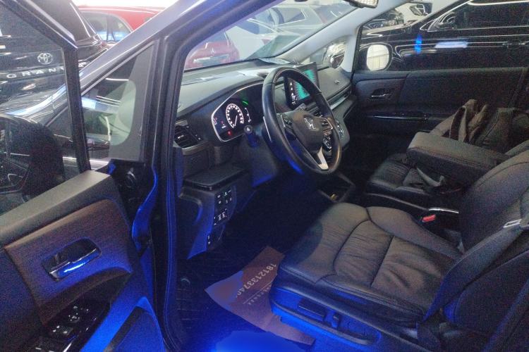 Used Honda Odyssey 2022 2.0L eHEV Sharp Supreme Edition Driver Seat