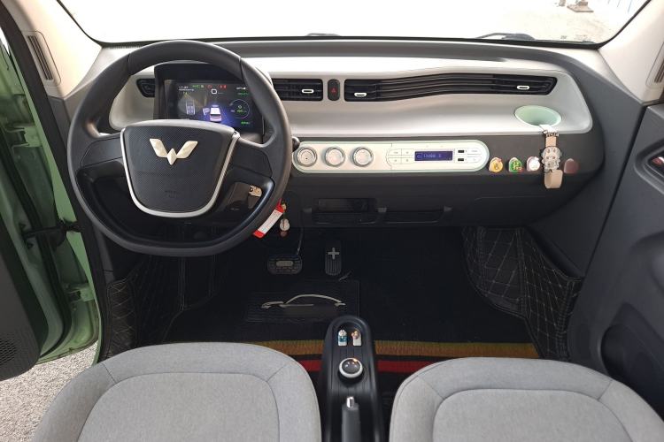 Used Wuling Hongguang MINIEV 2021 Macaron Fashion Model Lithium Iron Phosphate
