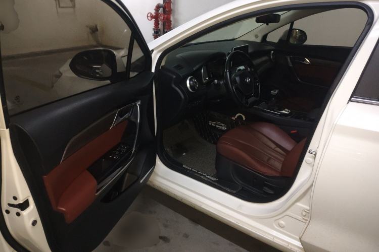 Used BAIC Senova D50 2018 1.5L CVT Prestige Intelligent Drive Edition