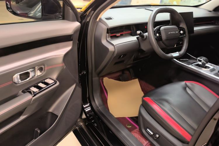 Used JETOUR Dashing 2024 1.5T DCT Starlight Shine Pro Edition
