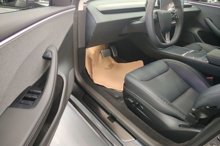 Used Tesla Model 3 2023 Rear-Wheel-Drive Version