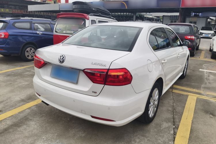 Used Volkswagen Lavida 2013 Revised Version 1.4 TSI DSG Comfort Edition Rear Right 45 Deg