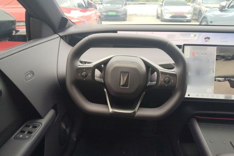 Used Avatr 06 2025 Max All-Electric Version Steering Wheel