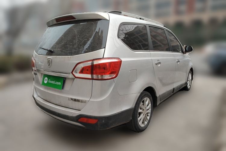 Used Baojun 730 2014 1.5L manual Comfort version 7 seats