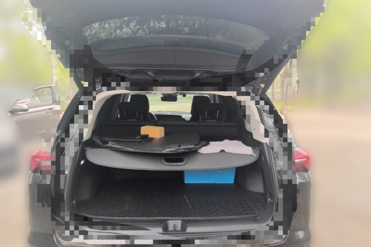 Used Buick Envision 2025 Encore Plus 28T Two-Wheel-Drive Platinum Edition
