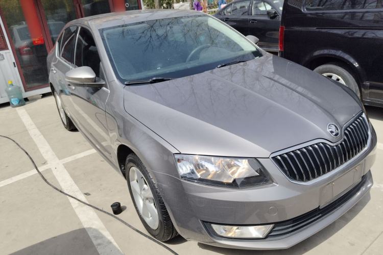 Used Skoda Octavia 2015 1.6L Automatic Yijie Edition
