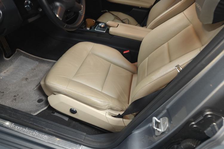 Used Mercedes-Benz E-Class 2009 E 300 Fashion Model
