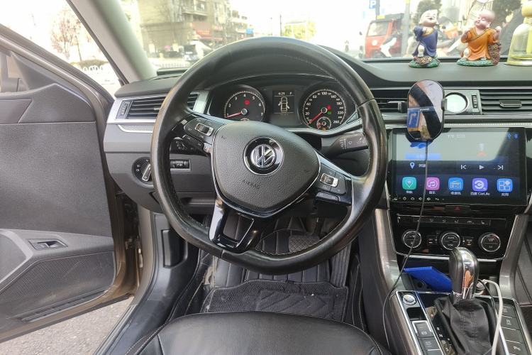 Used Volkswagen Passat 2017 280TSI DSG Luxury Edition
