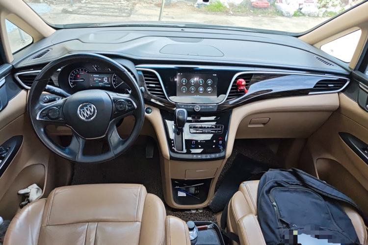 Used Buick GL8 2017 ES 28T Luxury Model China V Standard
