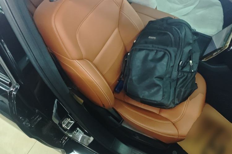 Used Mercedes-Benz GLE AMG 2017 AMG GLE 43 4MATIC Right Front Seat